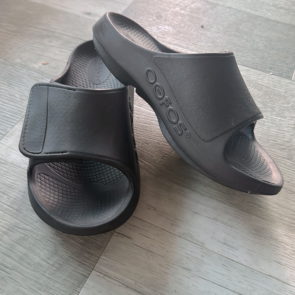 OOFOS OOAHH SPORT FLEX SANDALS